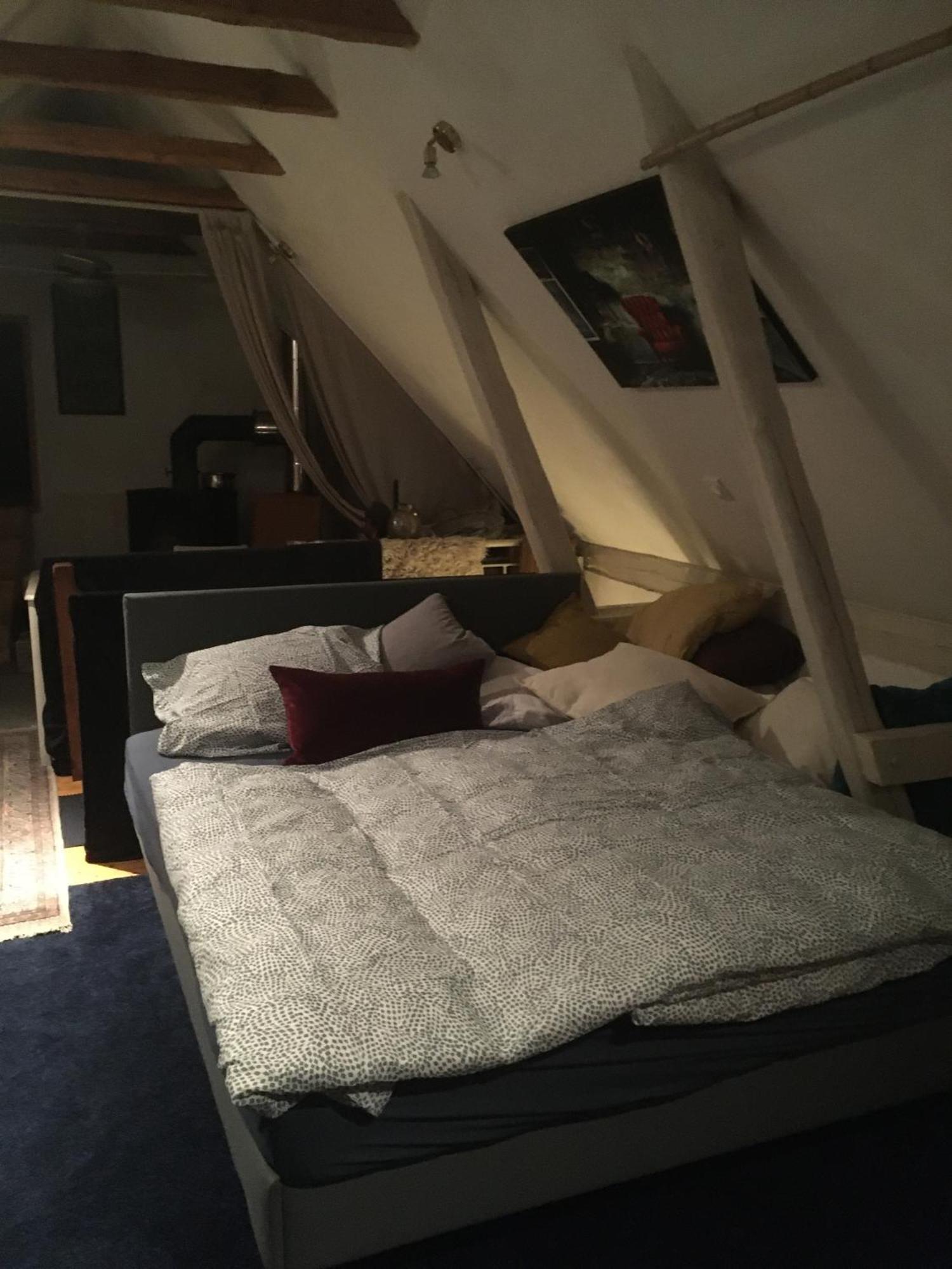 Grosse Hobbithoehle Mit Gemeinschaftsgarten Neustadt am Rübenberge Esterno foto